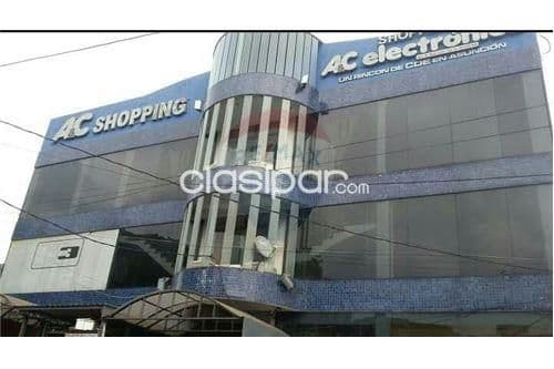 Edificio comercial de 3 niveles en el mercado 4 c/renta actual