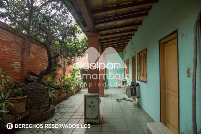 (374 m2) terreno / casa con salón comercial muy rentable, barrio sajonia