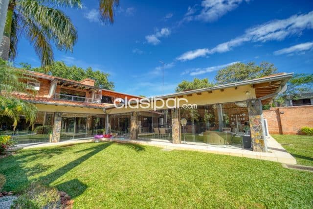 Residencia en Lambaré Barrio Felicidad