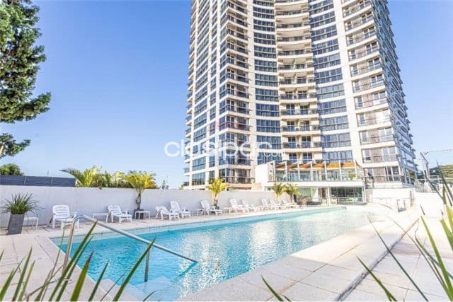 Dpto. Piso 25 de 3 hab. 2 suite y 1 master + area de servicio en edif.the tower