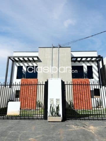 Duplex en Luque zona madero cod 4446