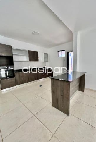 Residencia en sajonia de tres dormit. Con piscina