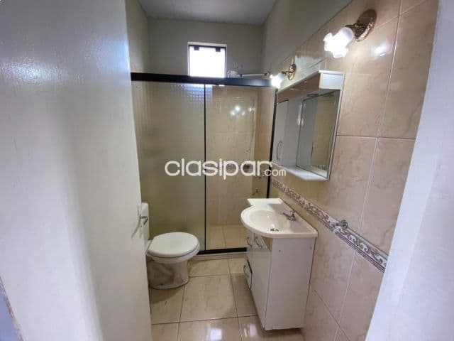 Casa en Ñemby a 3 cuadras de la avda. Acceso sur