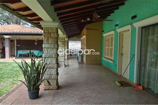 Casa 2 plantas c/ piscina terreno 961m2 s/av.bruno guggiari-bo.mcal.lópez-lambaré‼