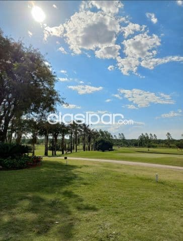 terreno de 2.0003 m2 en Surubi’i