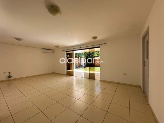 Casa en Boulevard, Luque