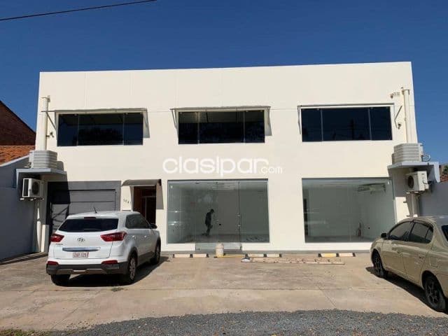 En venta salon comercial y oficinas coorporativas
