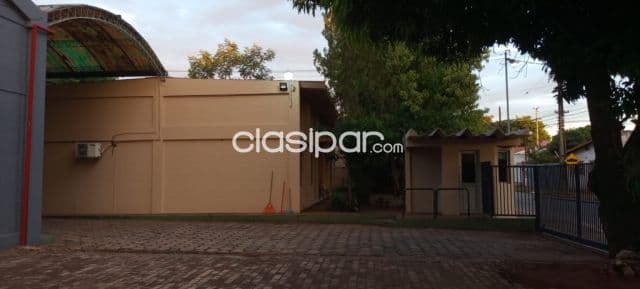 Prox. Avda. Mme. Y avda. Mcal. López: Deposito industrial, 6.000 m2, naves de 1.000 m2