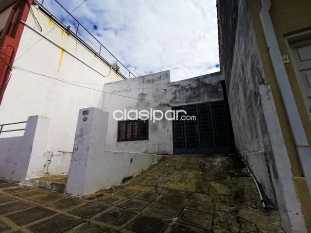 casa habitable zona parque carlos antonio lopez