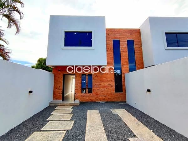 Duplex a estrenar con quincho y parrilla – Luque. Cod 5166