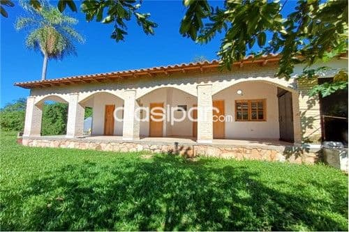 Hermosa casa quinta en Altos +800m2!