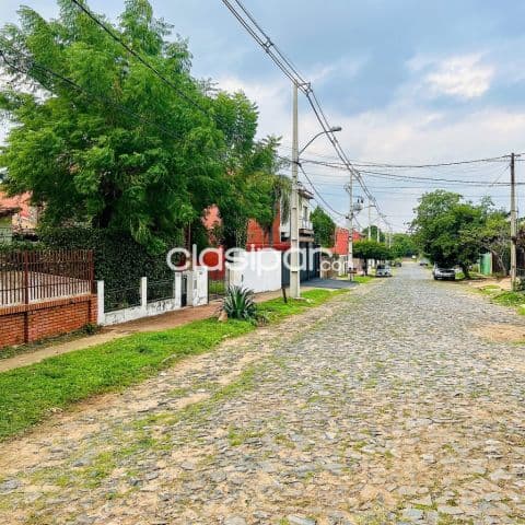 terreno de 360 m2 en Ycua sati Asunción