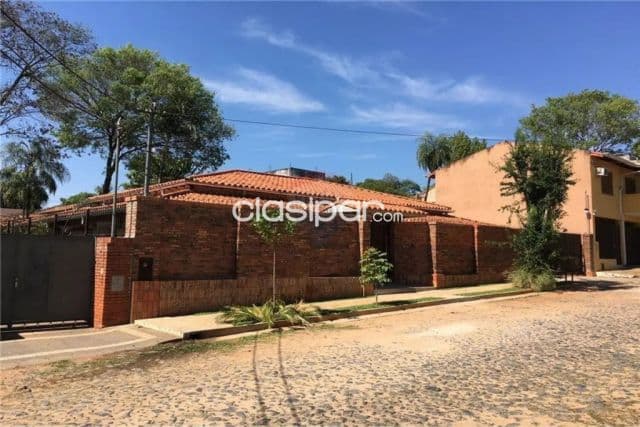 ⚠️ En venta hermosa residencia en Santísima Trinidad!