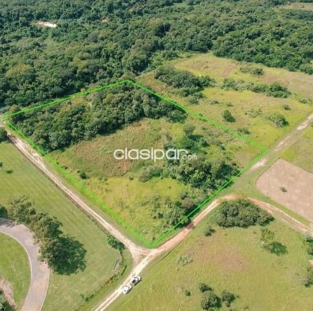 Impresionante terreno de 15.000 m2 en surubi i...!!!
