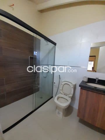 Casa en Luque barrio laurelty