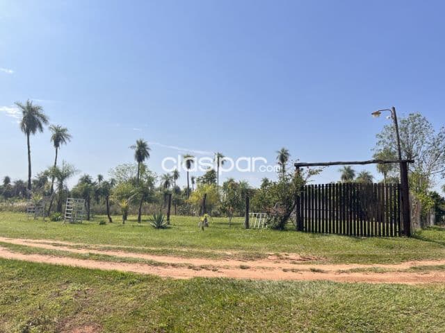 Terrenos en Ypacarai con arroyo