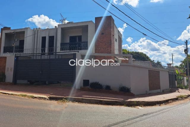 Duplex en lambare barrio san isidro cod 5985