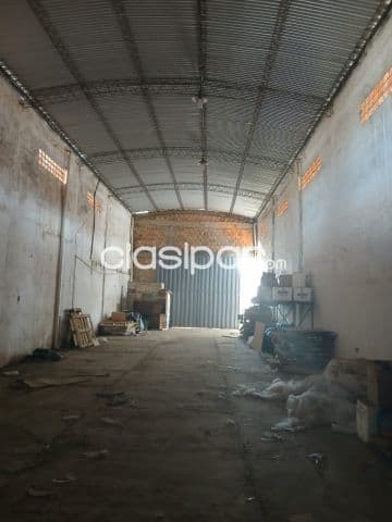 Tinglado en Asunción - Loma Pytã