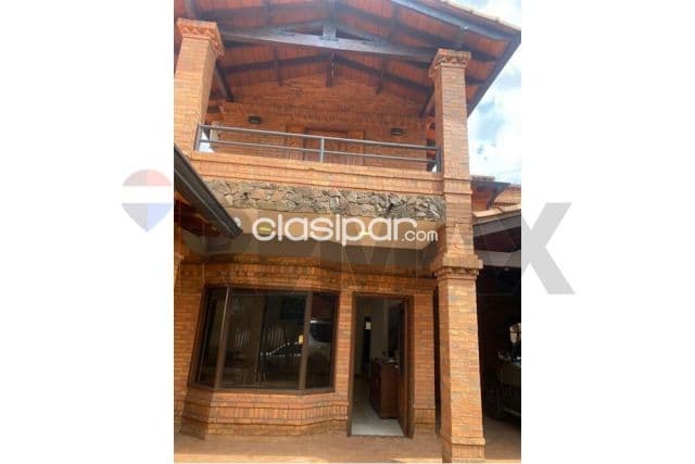 Casa en San Lorenzo barrio lucerito