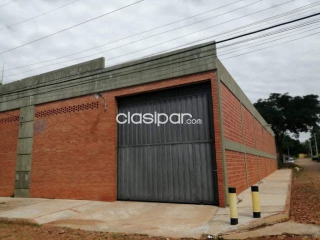 Depósito en Fernando de la Mora zona Pinedo cod 3441