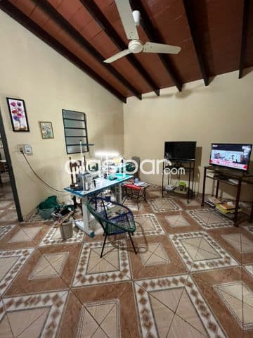 Casa zona poder judicial - Luque