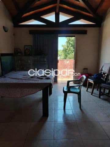 🏡 vendo amplia casa con piscina en Lambaré barrio san rafael