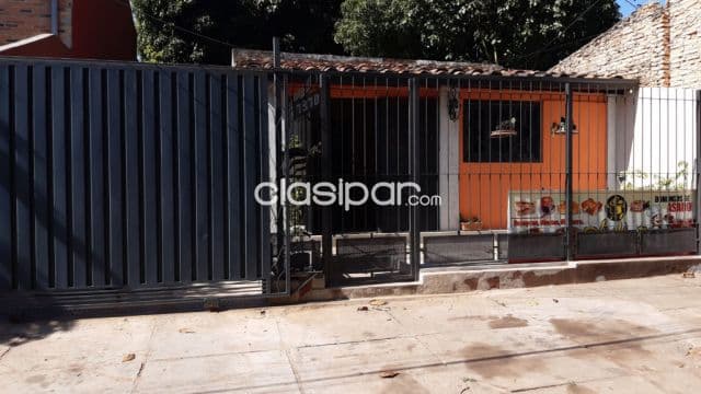 Hermosa propiedad en lambare barrio valle yvate con casa a demoler, titulado