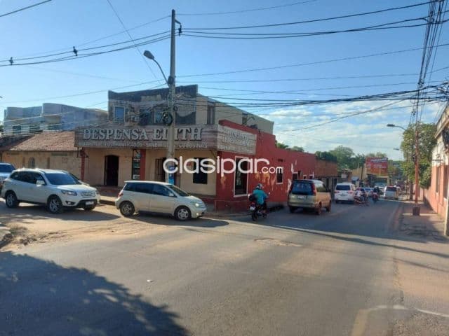 esquina en zona altamente comercial de San Lorenzo
