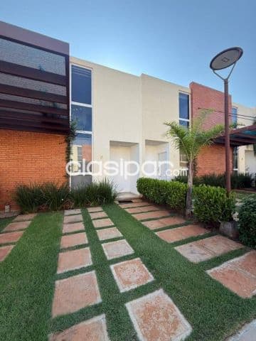 Duplex moderno 2 dormitorios en barrio cerrado Luque laurelty