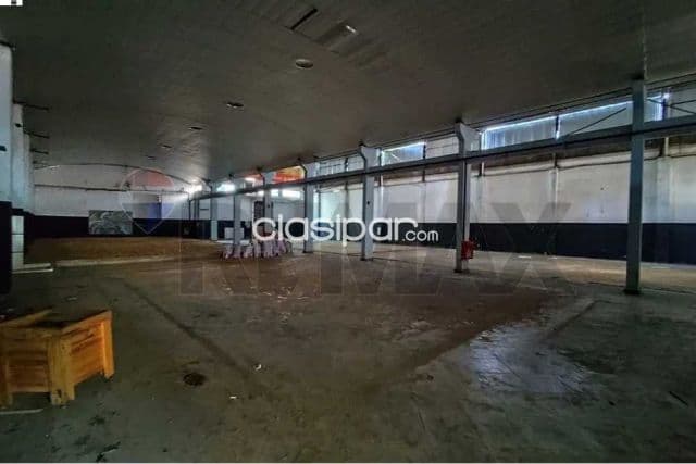Depósito en venta sobre Av. Bernardino Caballero