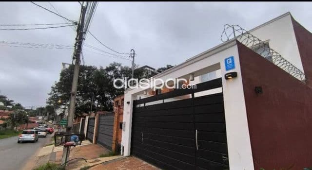 residencia zona colegio Liberty y Shopping Pinedo
