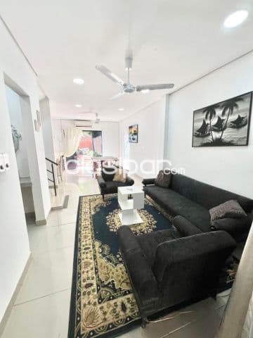 En Alquiler Duplex de 4 Habitaciones en Fernando Norte A313
