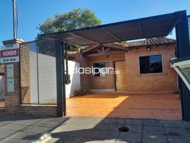 casa-chalet tipo duplex de una planta, en Fernando de la Mora