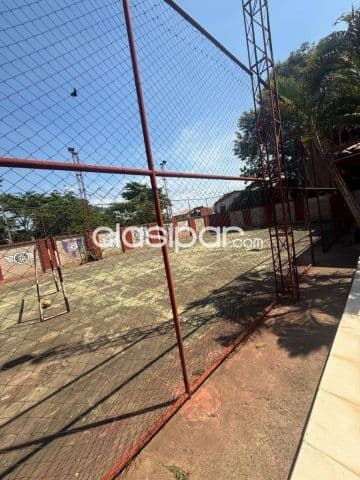 Amplia propiedad en Lambaré