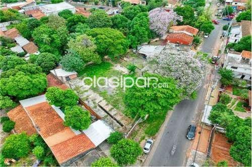 Terreno en lambare a pasos del super el pueblo