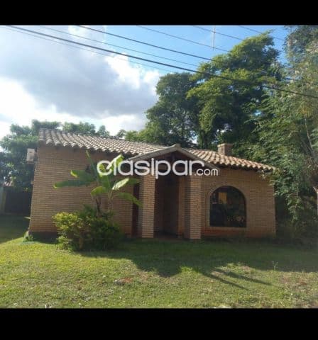 Casa en barrio cerrado ypane