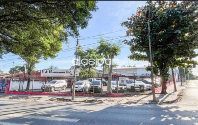 Amplio terreno en inmejorable ubicación en barrio nazareth