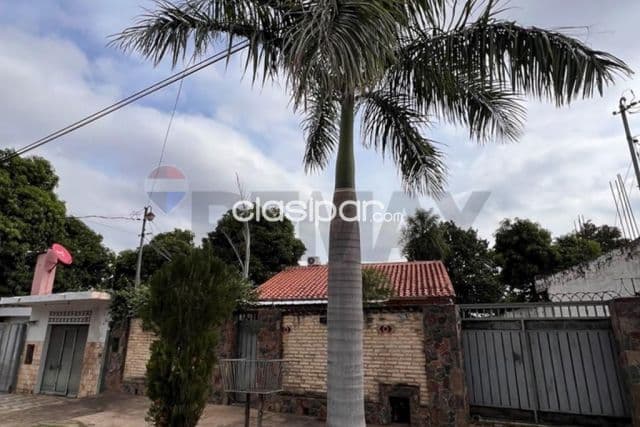 Casa en Fernando de la Mora zona sur