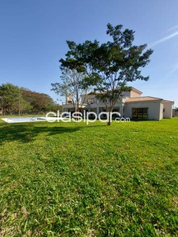 🏡✨ alquilo o vendo exclusiva residencia en surubii ✨ 📍 cod 7004
