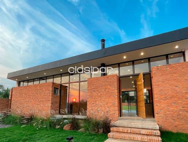 Hermosa casa de 2 dormitorios en San Bernardino