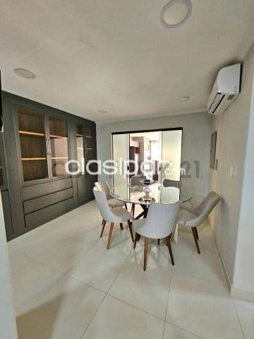 Oferta casa remodelada para oficina o vivienda en el barrio ycua sati