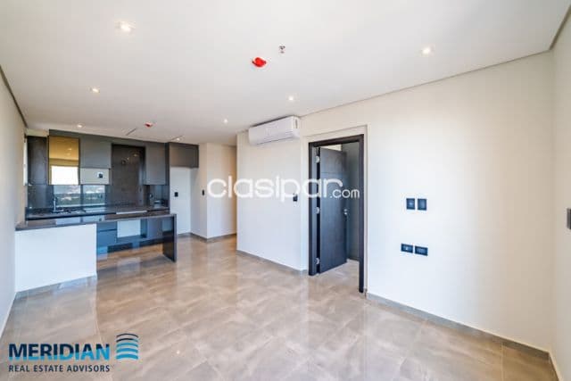 En venta Amplio departamento de 1 dormitorio, zona avenida Molas López