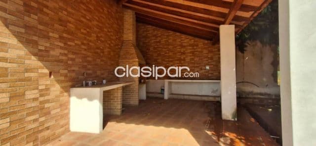Casa 3 dorm 150m2 en Posta Ybycua, Capiata Central