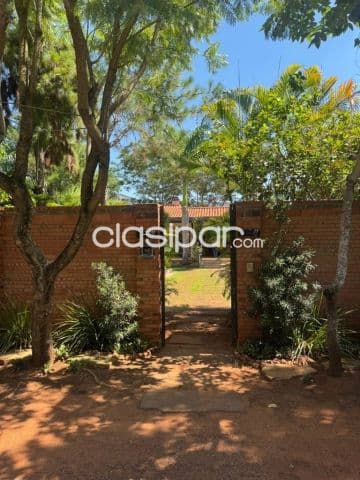Casa en Barrio Cerrado La Floresta, Luque Central