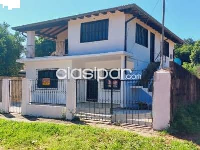 Casa en Venta en Casa de Dos Plantas en Venta – San Antonio
