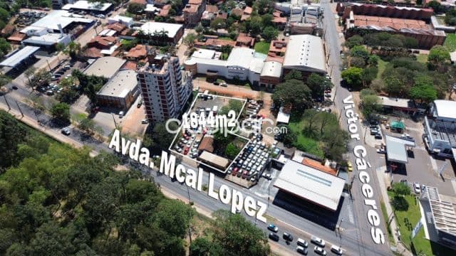 Propiedad 1844 m2 frente a la una mcal lopez